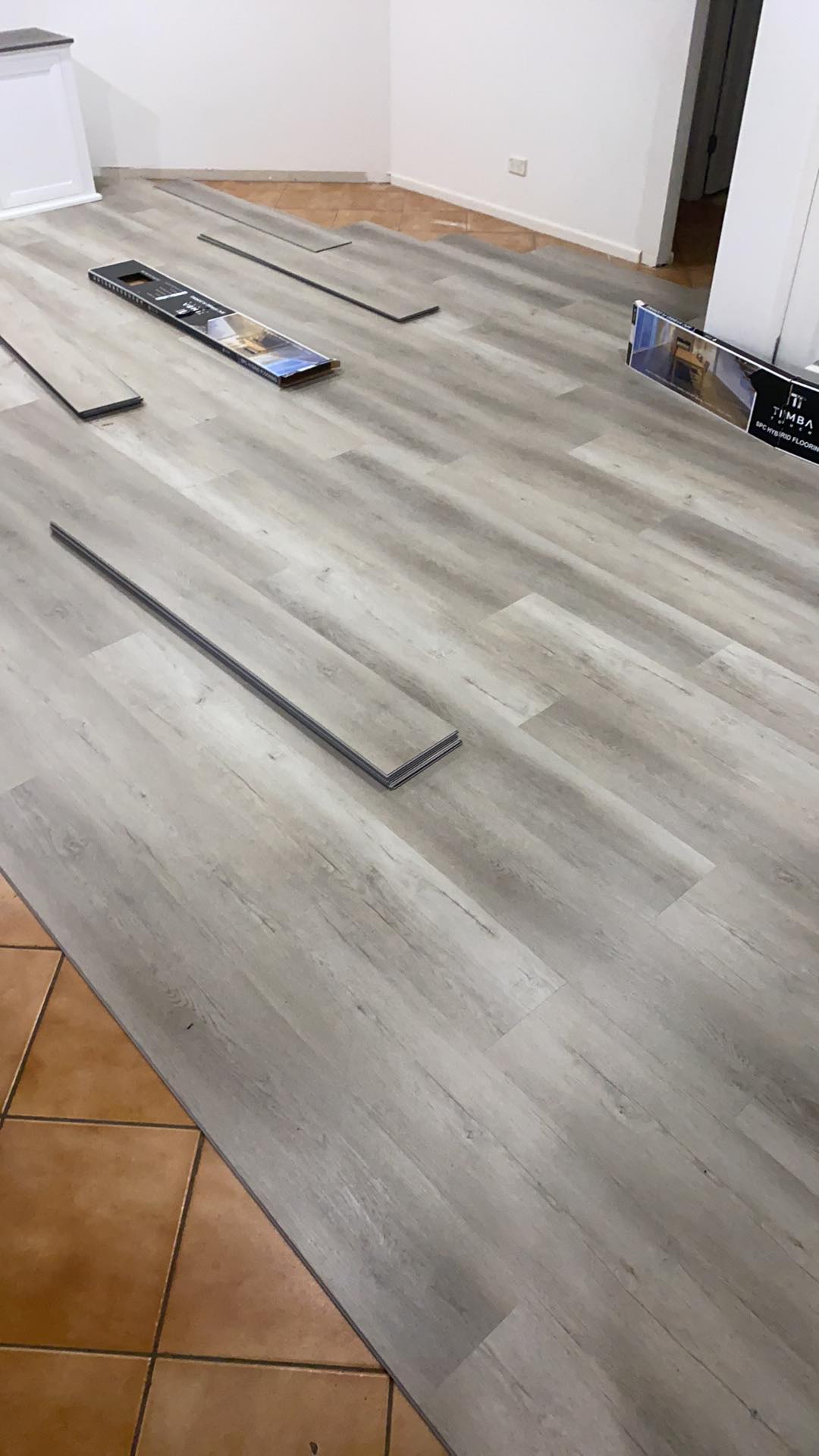 Ash Oak - Timba Touch Hybrid Flooring - Floor Trader