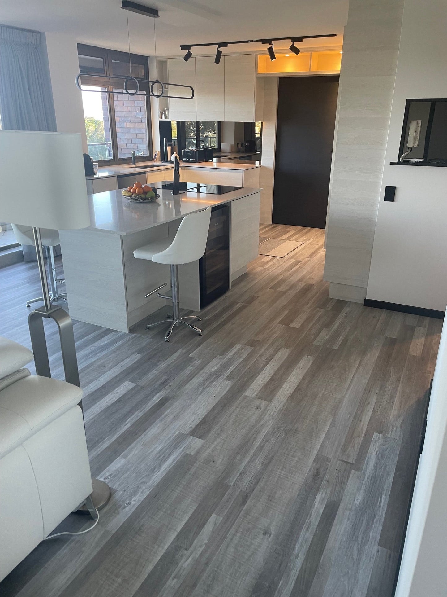 Bondi Oak - 6.5mm SPC Hybrid Flooring - Floor Trader