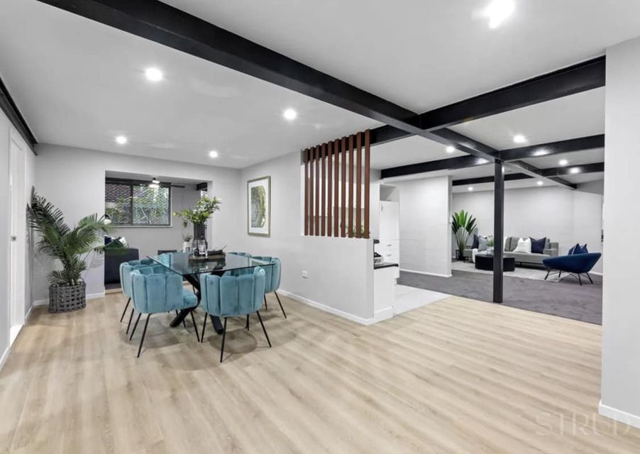 Prime Oak - Timba Touch Hybrid Flooring - Floor Trader