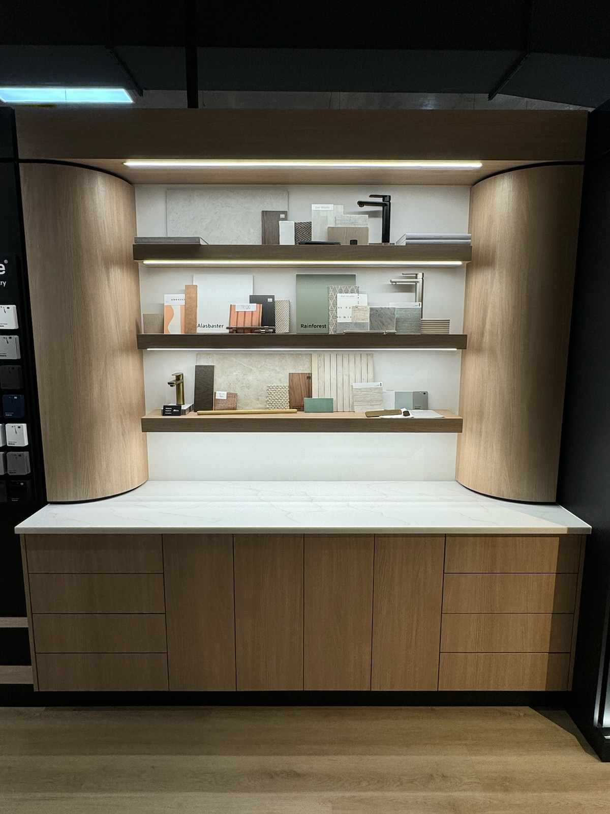 Prime Oak - Timba Touch Hybrid Flooring - Floor Trader