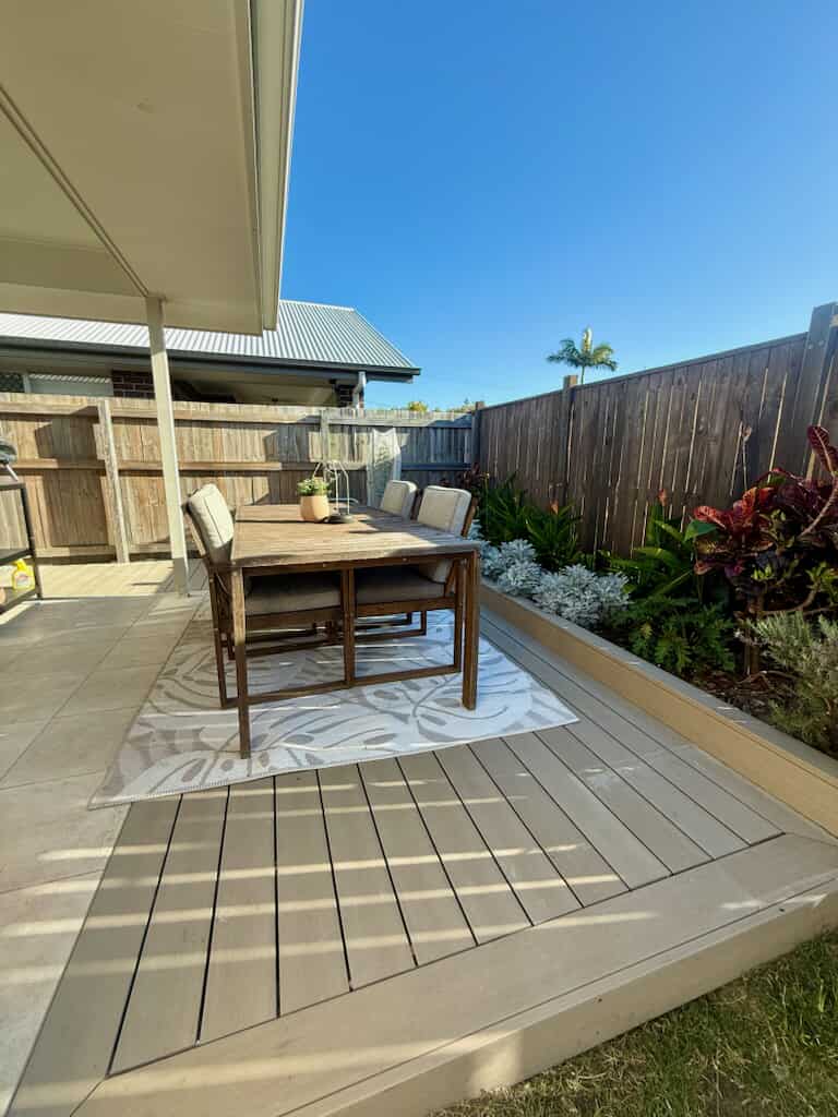 UltraDeck LuxNature Beachwood