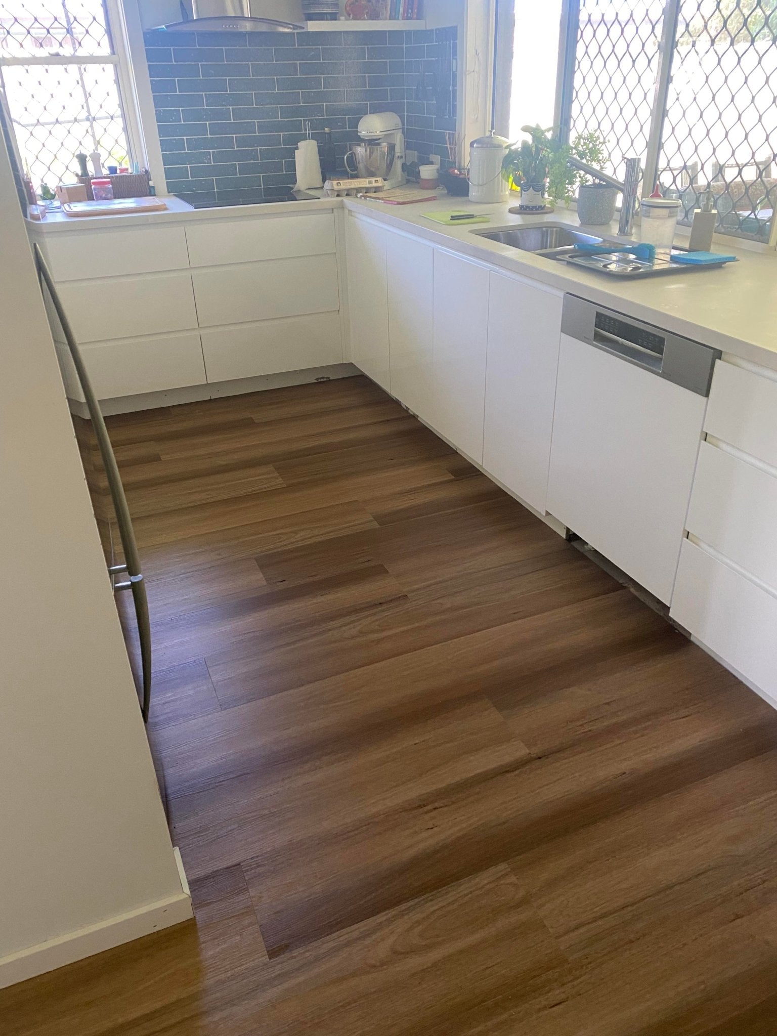 SPOTTED GUM - Timba Touch Hybrid Flooring - Floor Trader